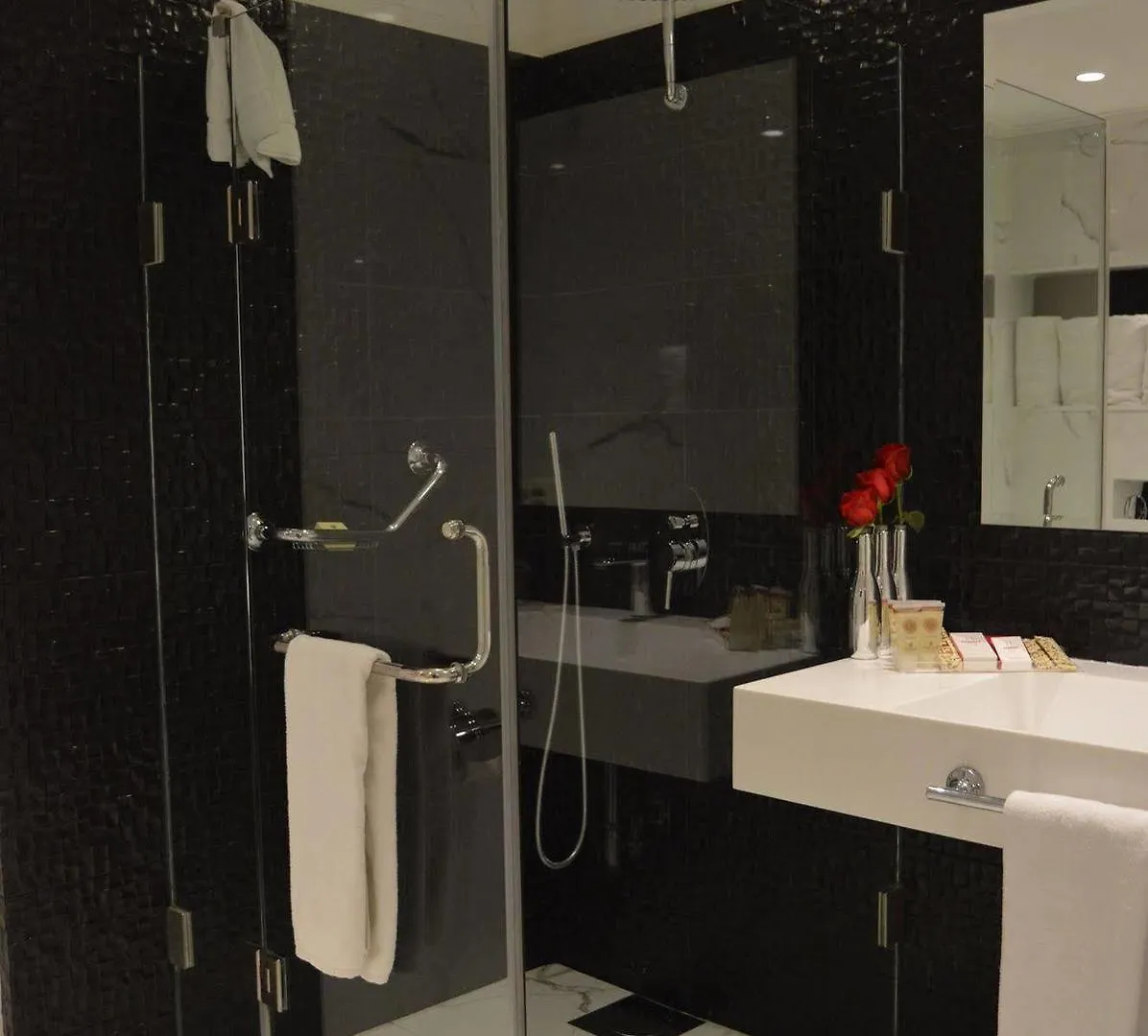 Markazia Suites Beirut 5*,  Lebanon